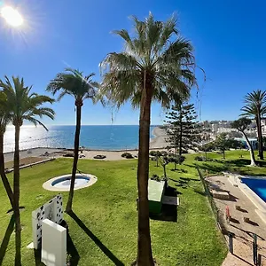 https://cozy-studio-by-the-sea-santa-clara.1costadelsol.com