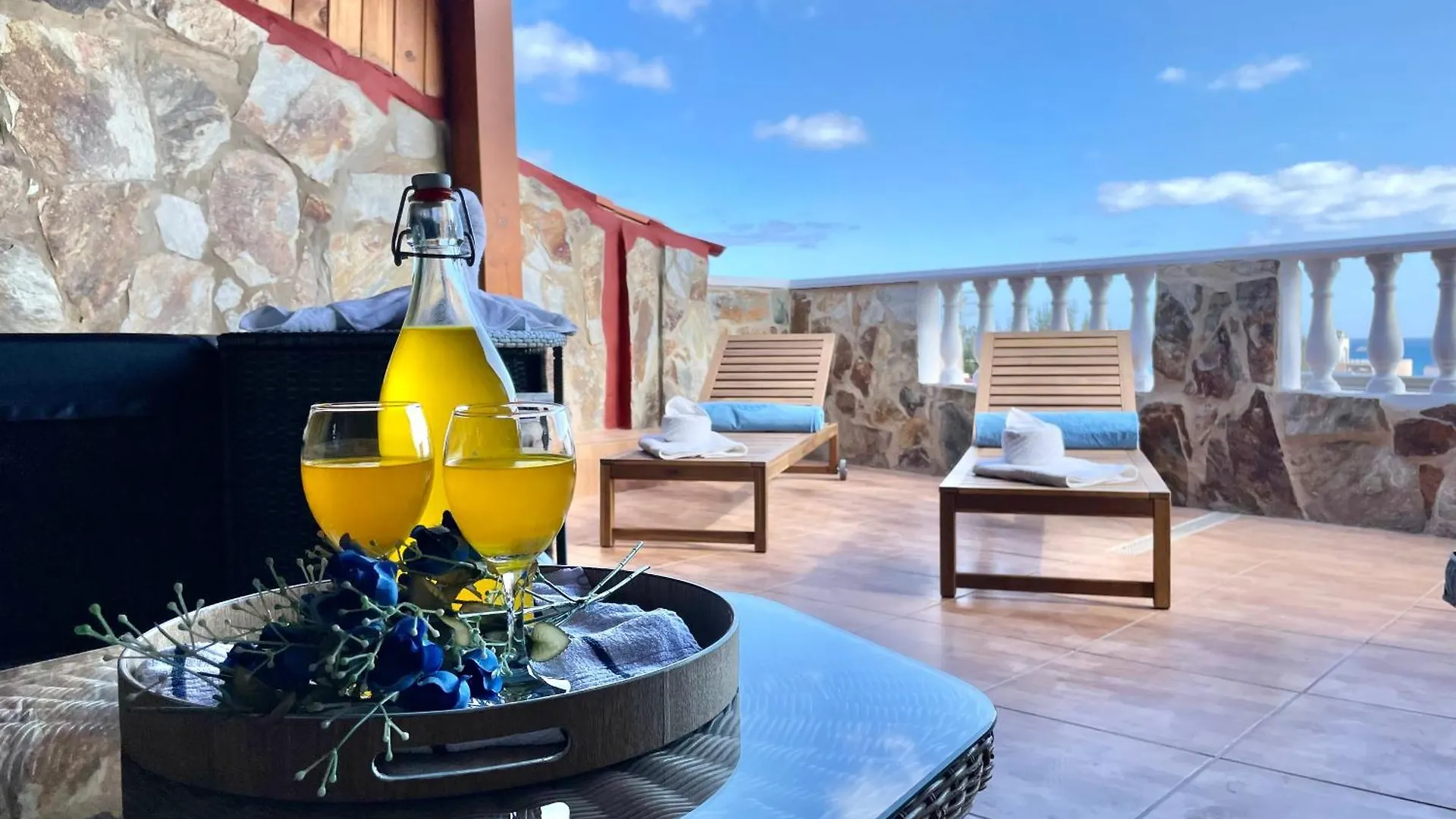 Apartment Chabela'S Seaview Penthouse & Spa La Lajita Spain